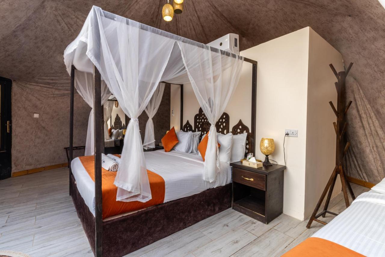 Hotel Aladdin Camp Wadi Rum Exterior foto